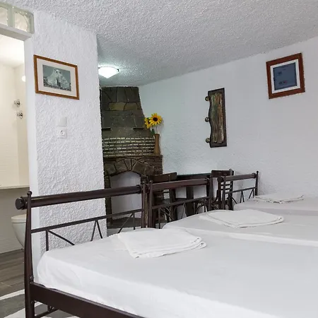 Eleni Guest house 2*